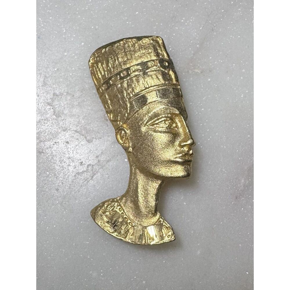 Vintage Gold Tone Egyptian Nefertiti Brooch